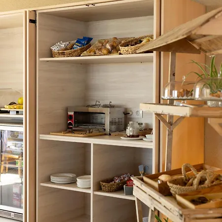 诺格拉玛尔酒店 酒店 德尼亚