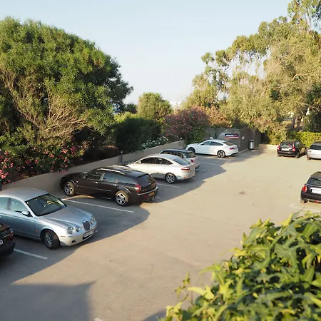 诺格拉玛尔酒店 3* 德尼亚